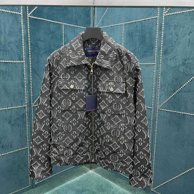 L0*is V*t0n  shirt jacket