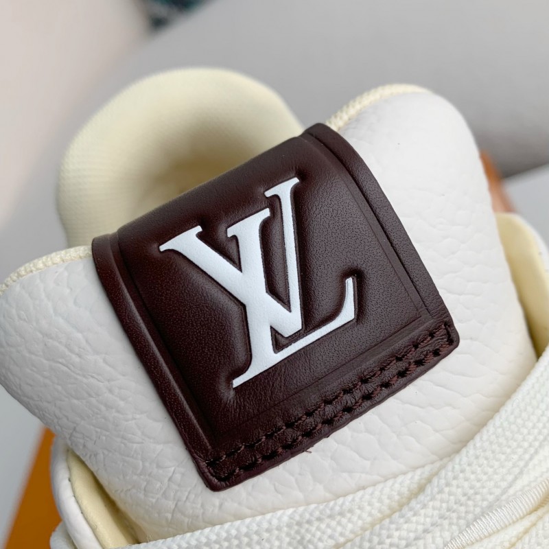L0*is V*t0n TRAINER SNEAKERS