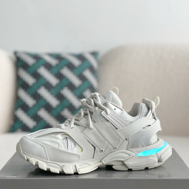 Ba*len*cia*ga Track 1.0 track led Trainers