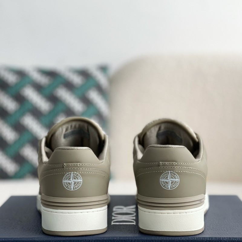 D*0r B57 Sneakers