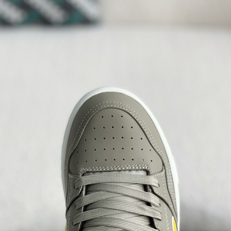 D*0r B57 Sneakers