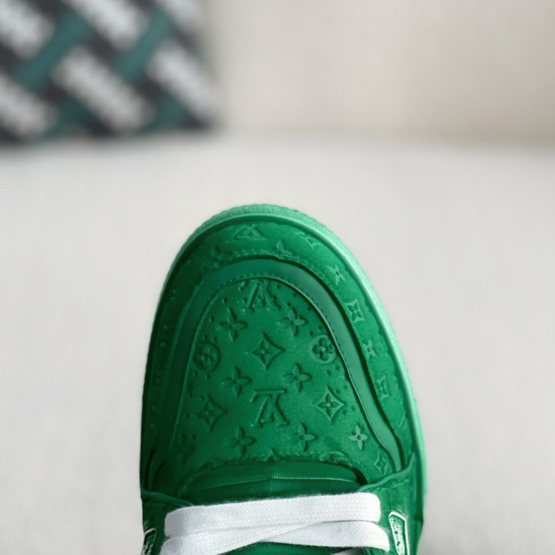 L0*is V*t0n TRAINER SNEAKERS