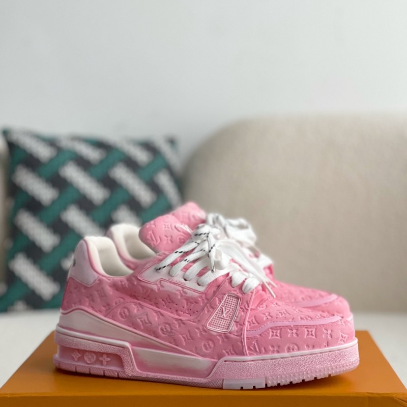 L0*is V*t0n TRAINER SNEAKERS
