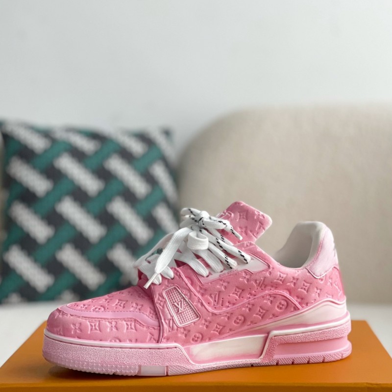 L0*is V*t0n TRAINER SNEAKERS
