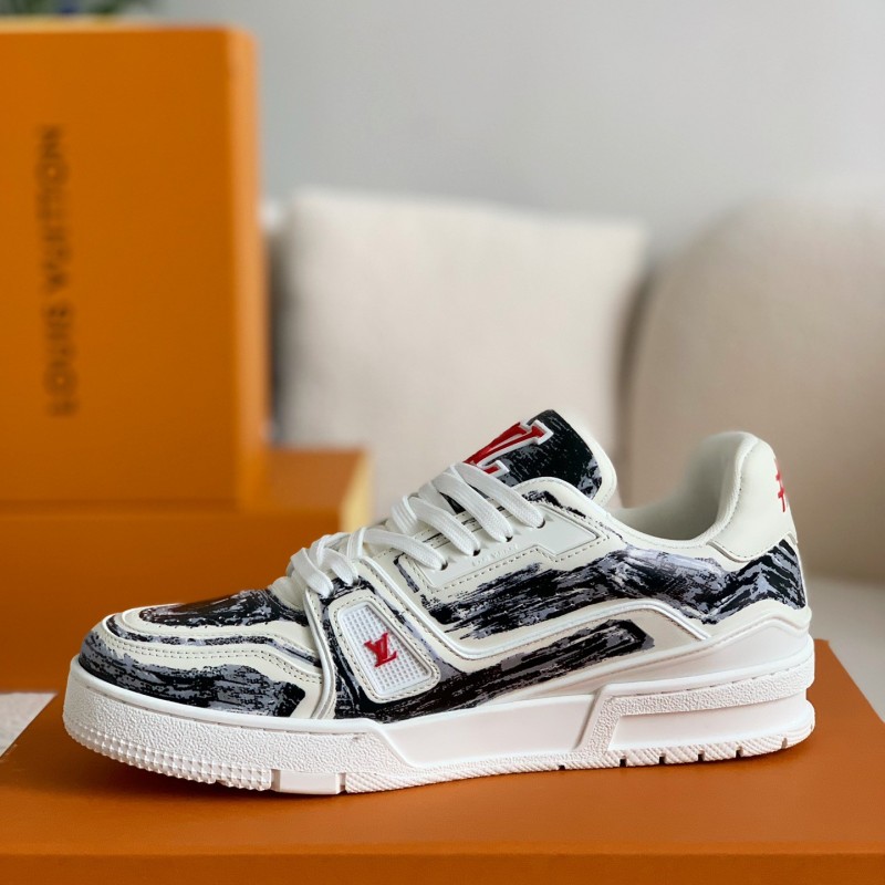 L0*is V*t0n TRAINER Sneakers