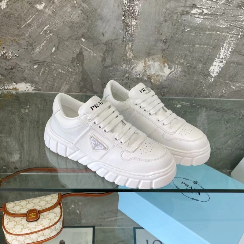 Pra*a Sneakers
