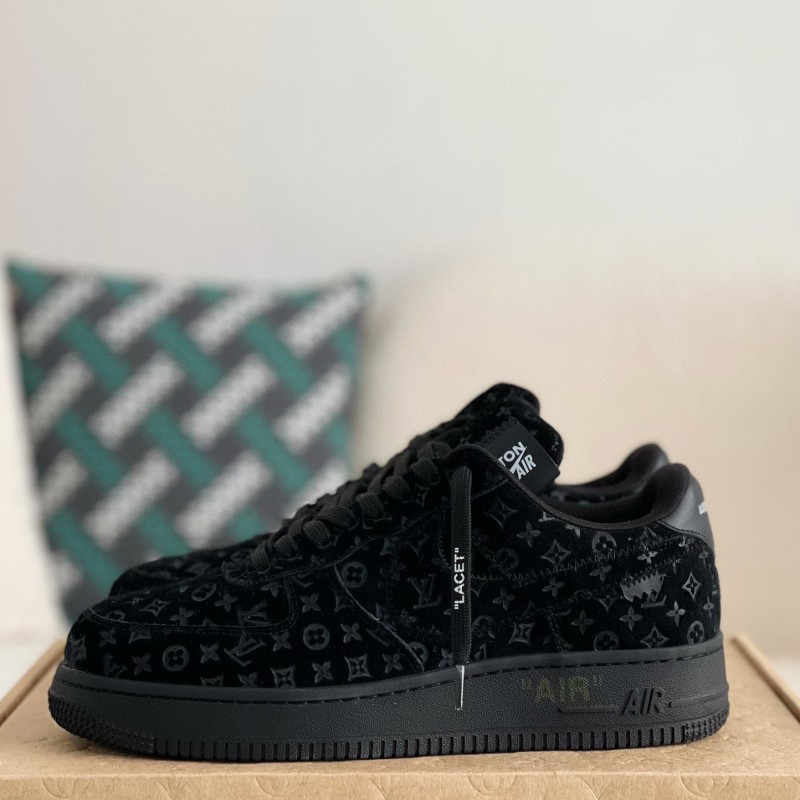 L0*is V*t0n × NIKE AIR FORCE 1 Sneaker