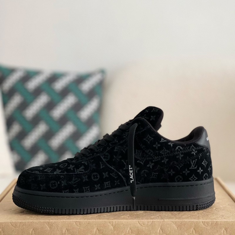 L0*is V*t0n × NIKE AIR FORCE 1 Sneaker
