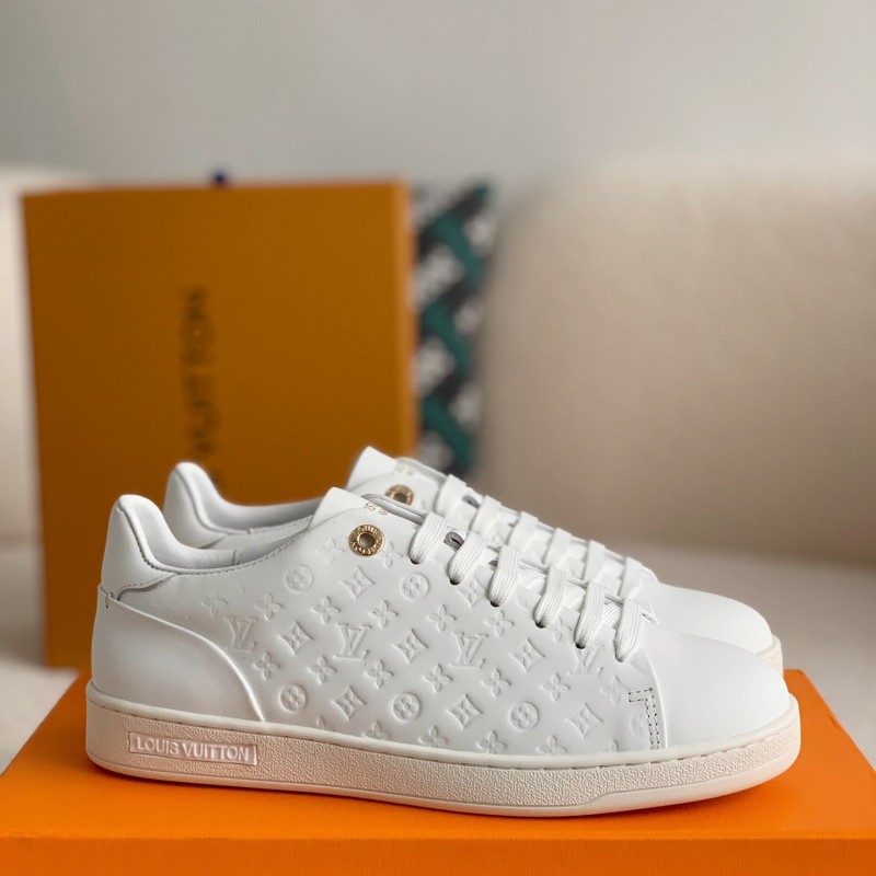 L0*is V*t0n Sneaker