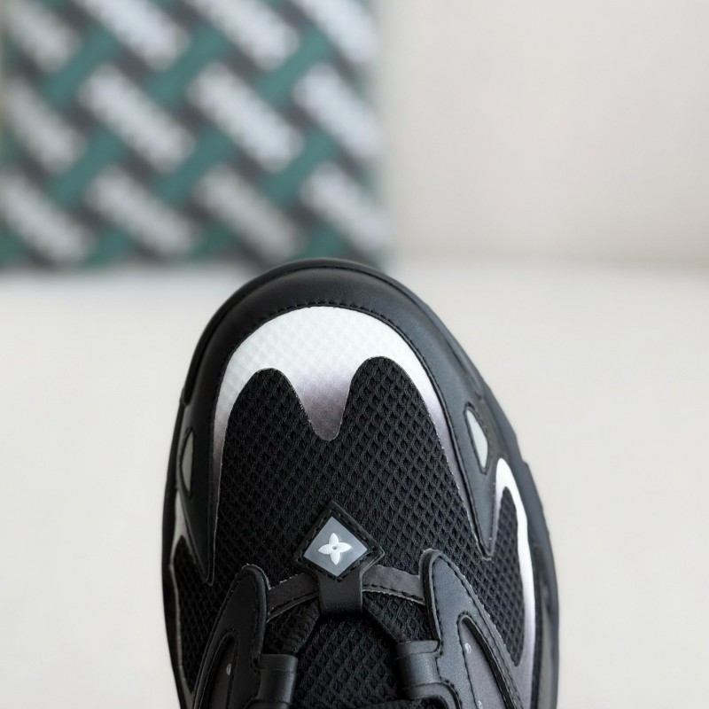 L0*is V*t0n CASUAL SNEAKERS