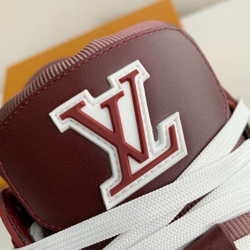 L0*is V*t0n TRAINER SNEAKERS