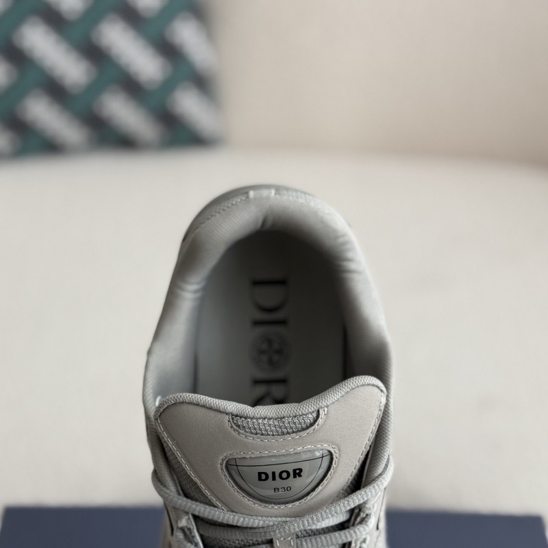 D*0r B30 New Sneaker