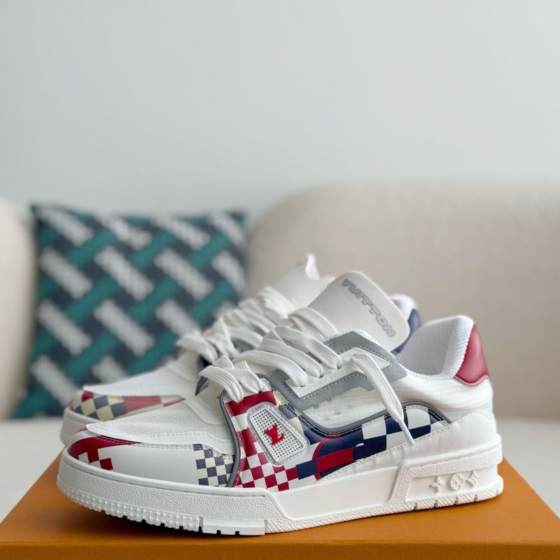 L0*is V*t0n TRAINER SNEAKERS 37th America