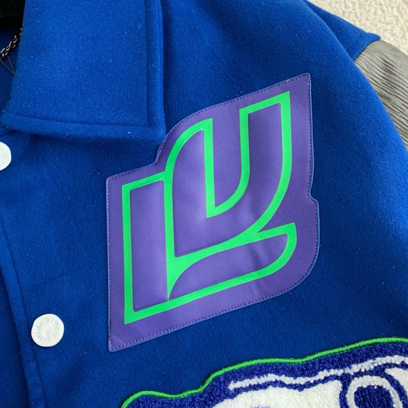 L0*is V*t0n  Jackets