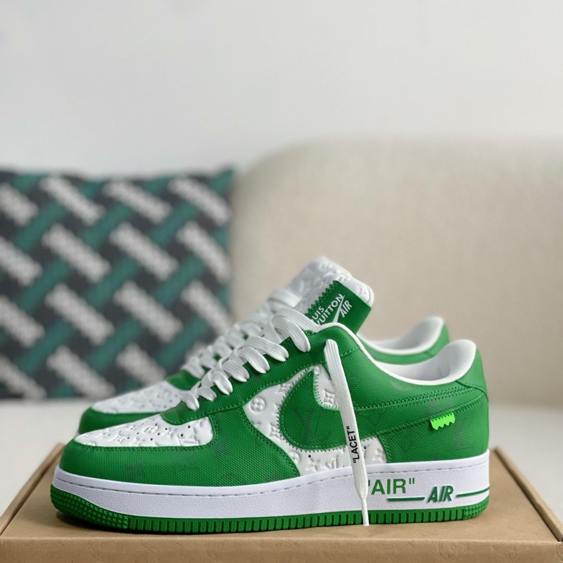 L0*is V*t0n × NIKE AIR FORCE 1 Sneaker