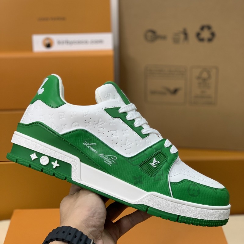 L0*is V*t0n TRAINER Sneakers