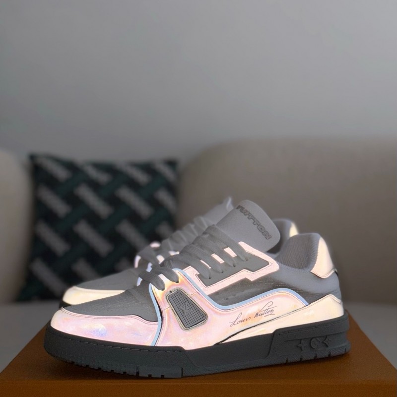 L0*is V*t0n TRAINER CUP SNEAKERS