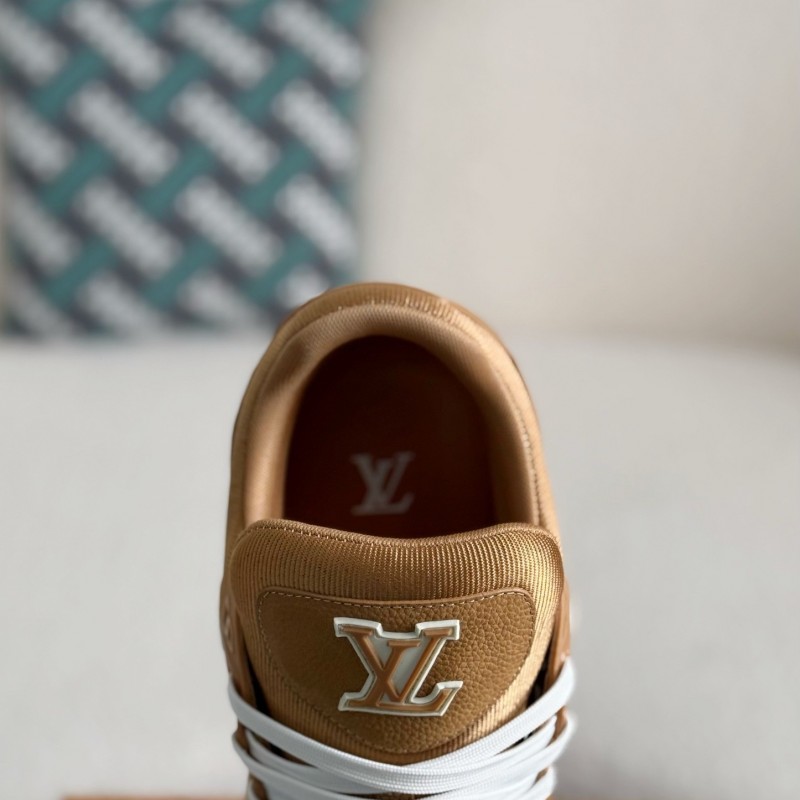 L0*is V*t0n TRAINER SNEAKERS