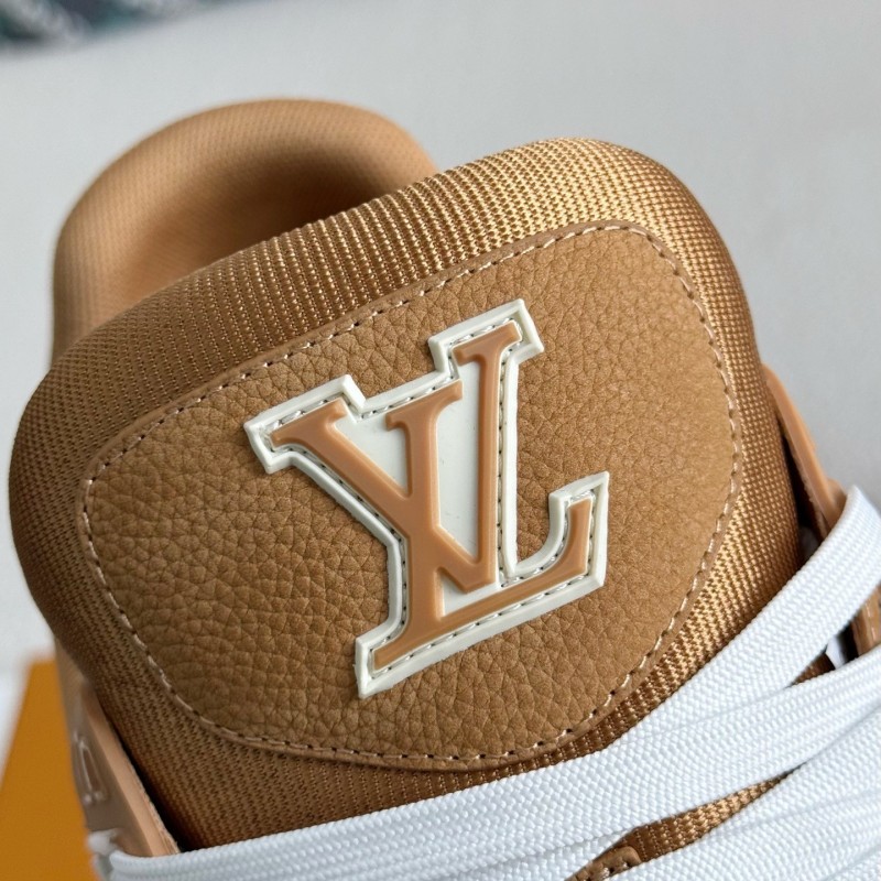 L0*is V*t0n TRAINER SNEAKERS