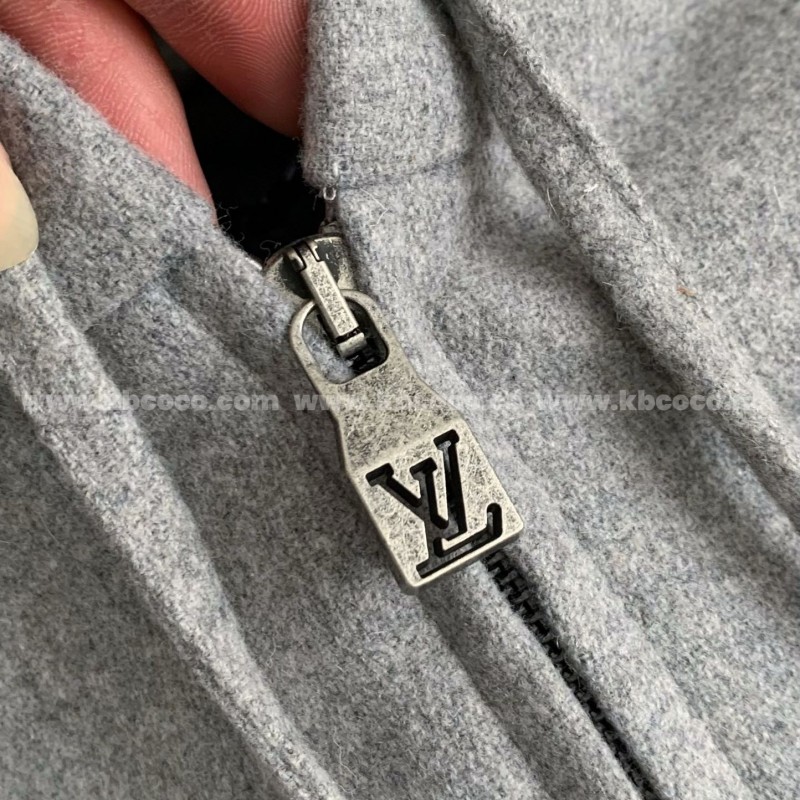L0*is V*t0n  Jackets
