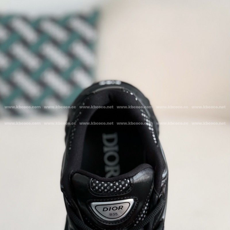 D*0r B35 Sports shoes