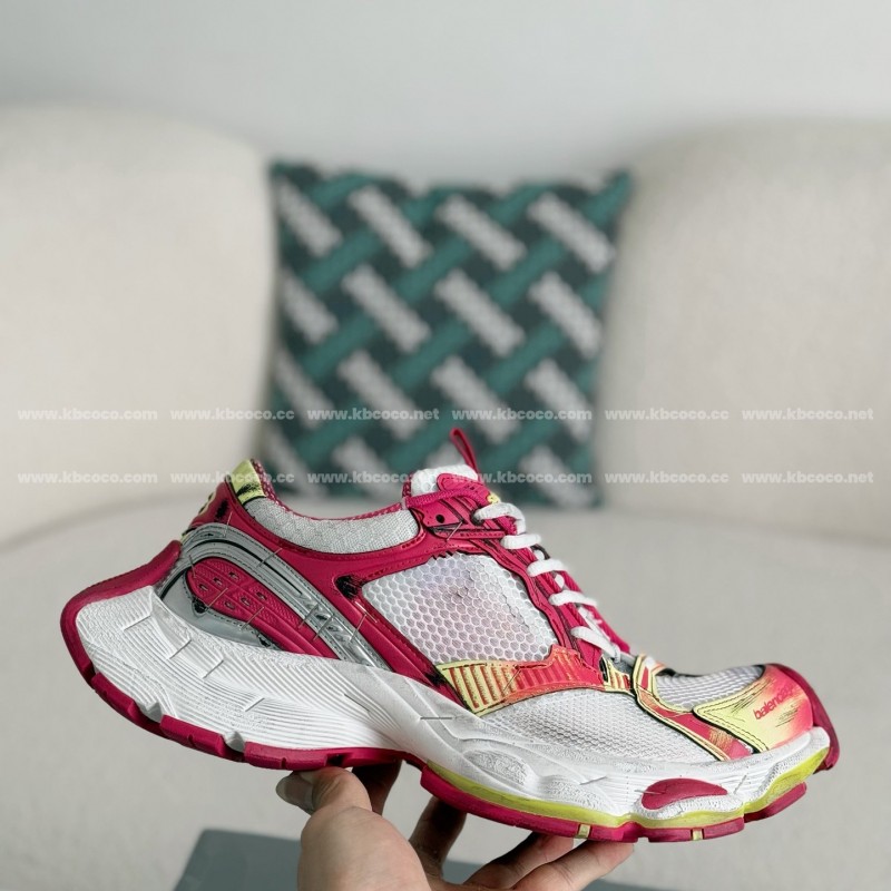 Ba*len*cia*ga Runner Sneakers