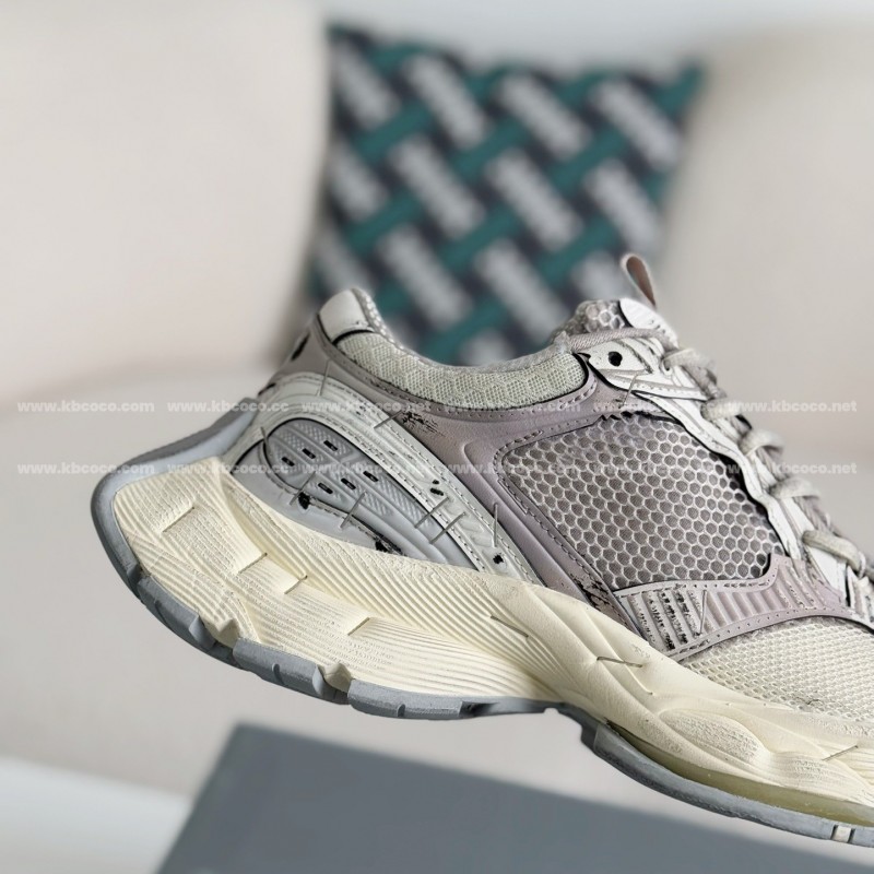 Ba*len*cia*ga Runner Sneakers