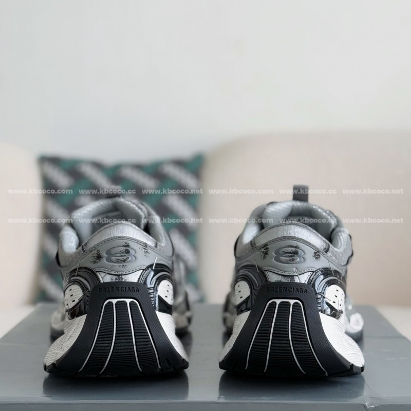 Ba*len*cia*ga Runner Sneakers