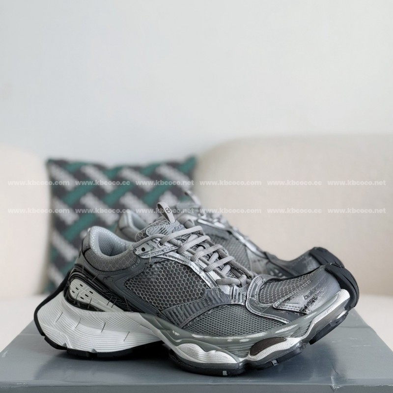Ba*len*cia*ga Runner Sneakers