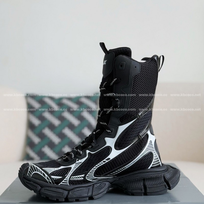 Ba*len*cia*ga knee-high boots