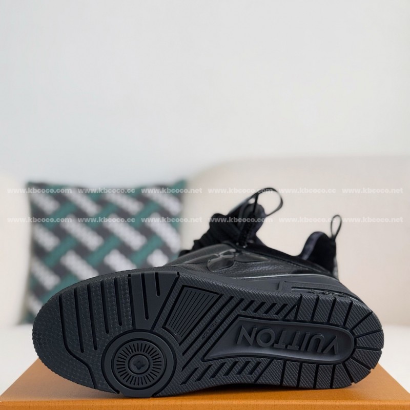 L0*is V*t0n SKATE LOW-TOP SNEAKERS