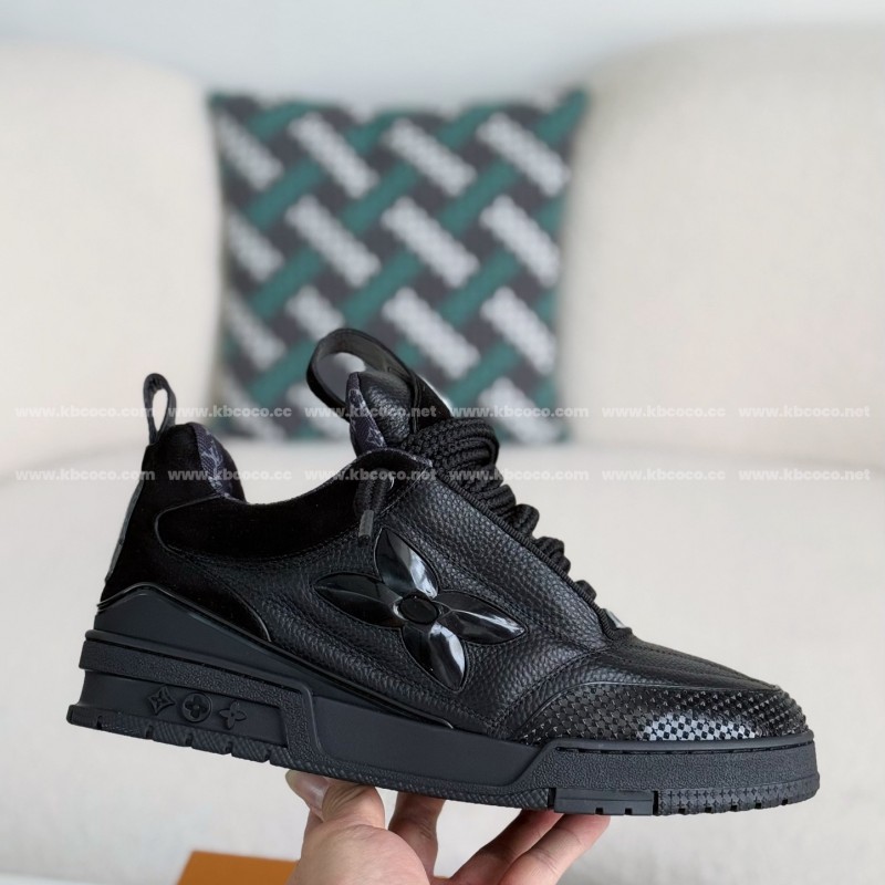L0*is V*t0n SKATE LOW-TOP SNEAKERS