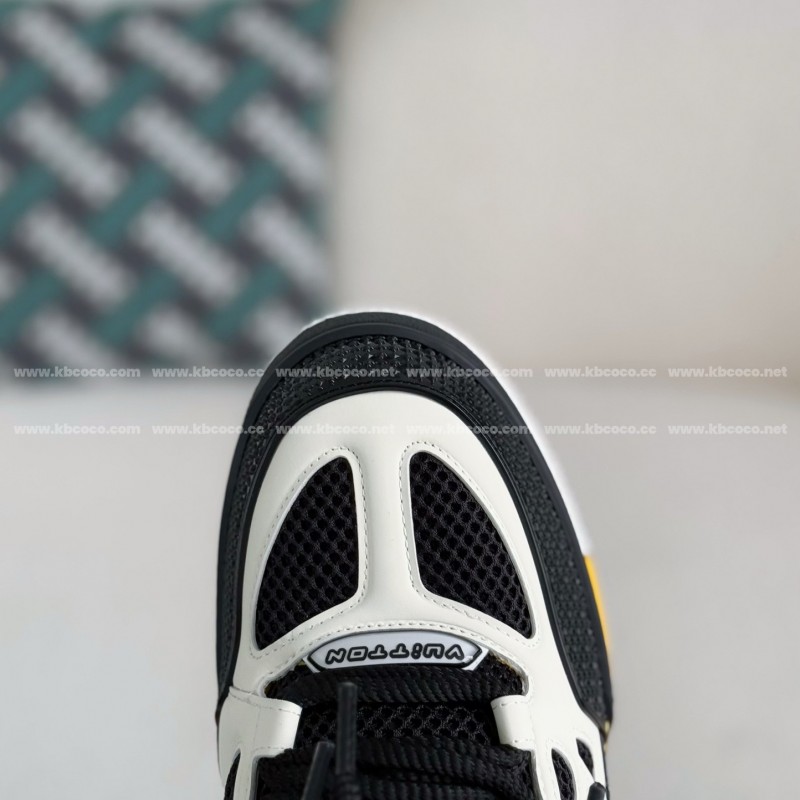 L0*is V*t0n RUNNER TATIC SNEAKERS