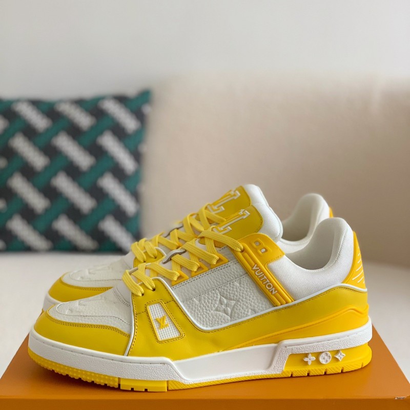L0*is V*t0n TRAINER Sneakers