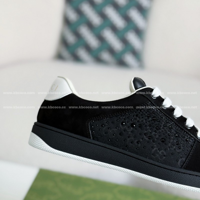 G*u*i casual sneakers