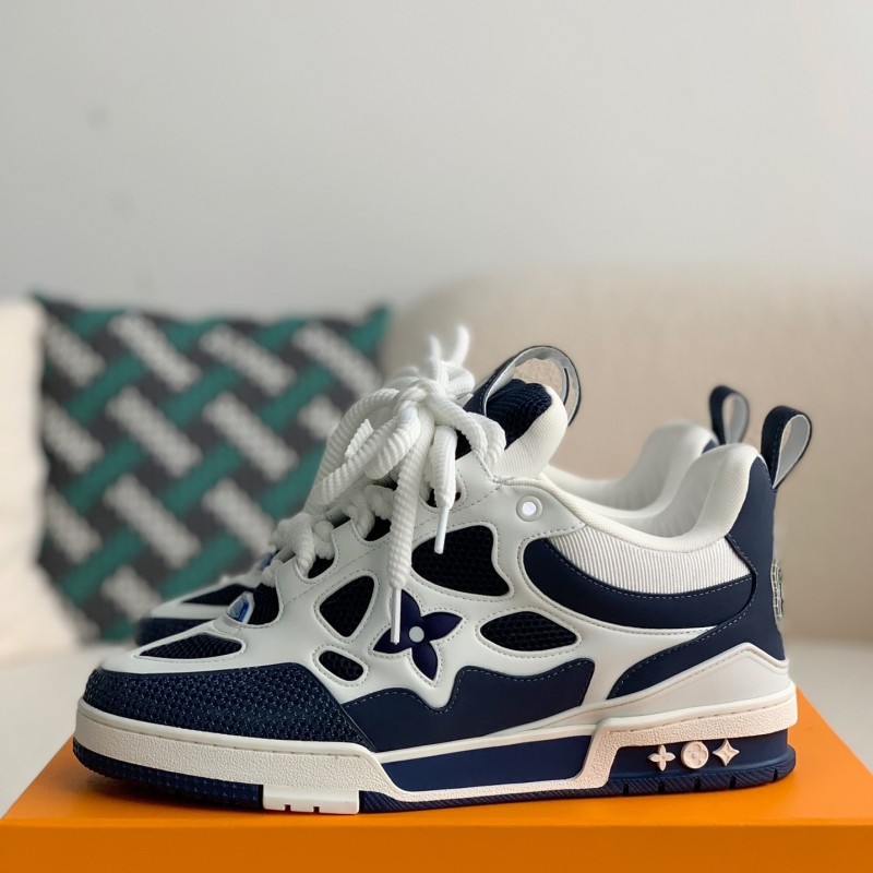 L0*is V*t0n  RUNNER TATIC  Sneakers