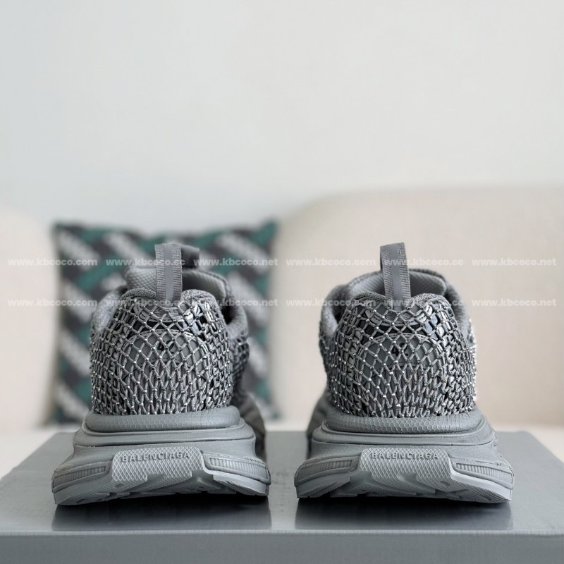 Ba*len*cia*ga Runner Sneakers