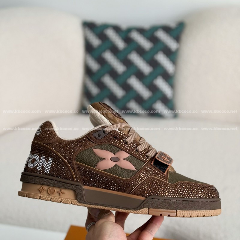 L0*is V*t0n Trainers Sneakers