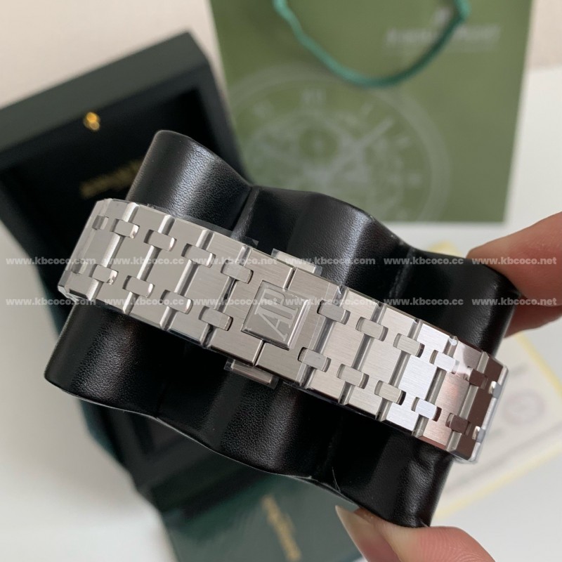 Audemars P*g*et Royal Oak Series Men