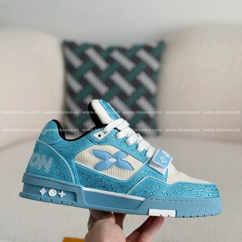 L0*is V*t0n Trainers Sneakers
