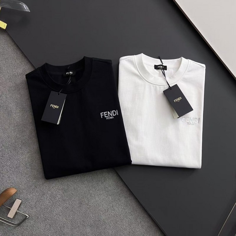 F**di alloy letter logo round neck T-shirt