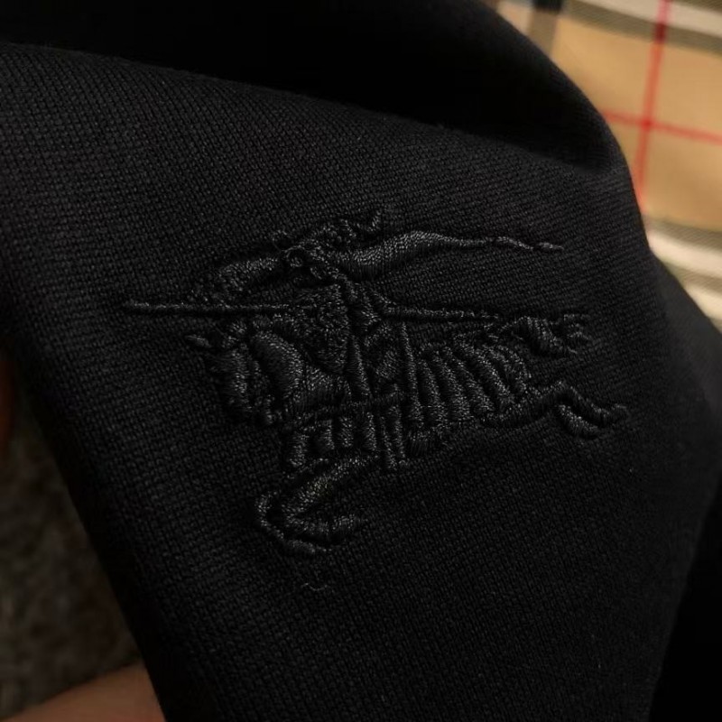 B**rry Black plaid embroidery combines knight embroidery exquisite craftsmanship T-shirt