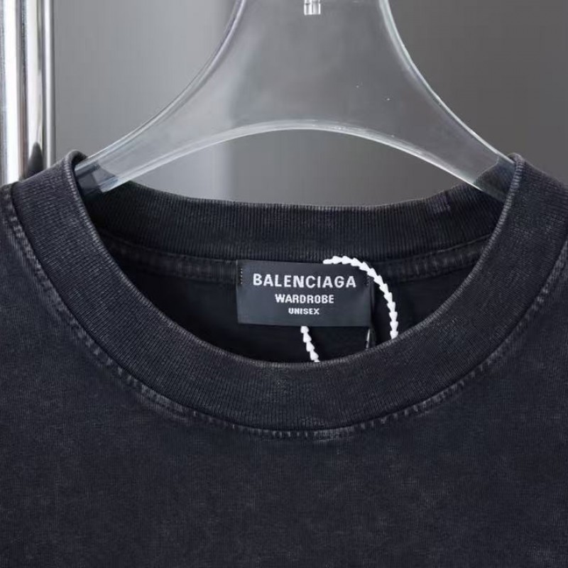 Ba*len*cia*ga SpringSummer New Joint Lettering Distressed Graffiti Printed T-shirt