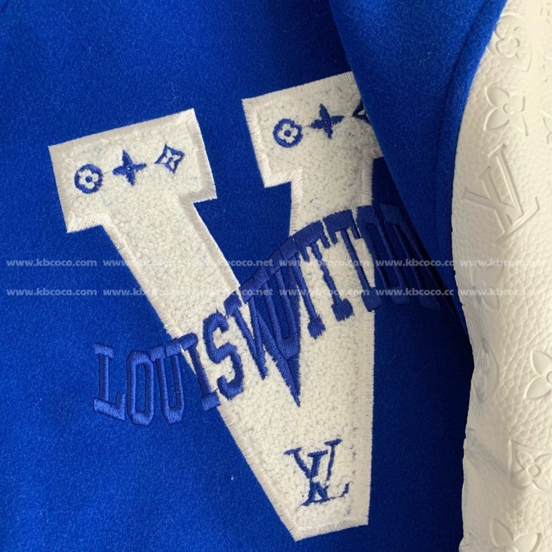 L0*is V*t0n  Jacket