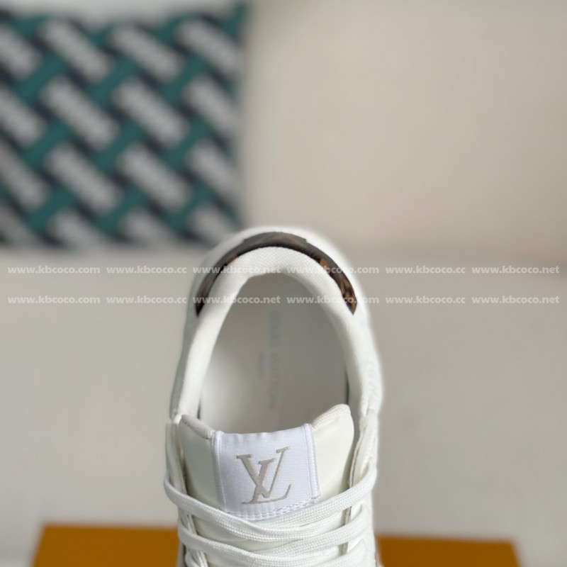 L0*is V*t0n Leather dark concave printed board shoes