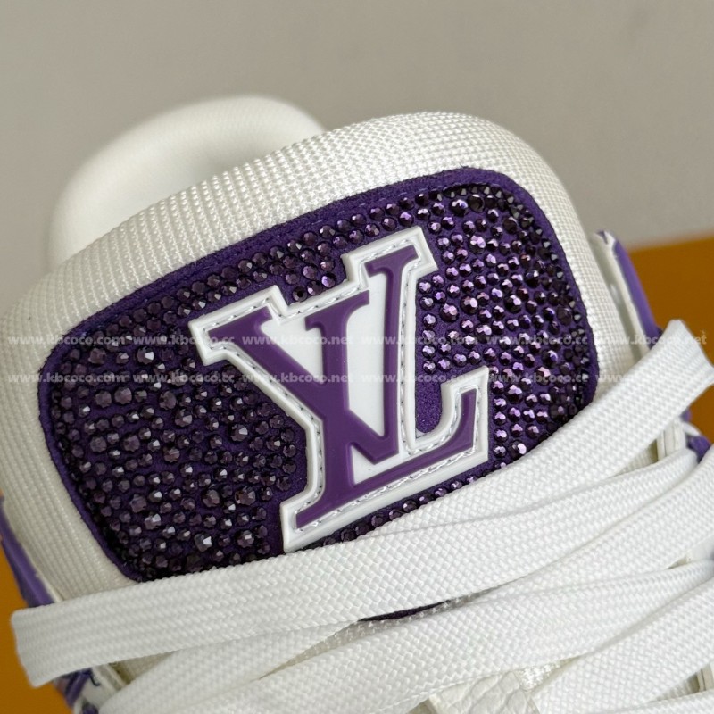 L0*is V*t0n TRAINER SNEAKERS