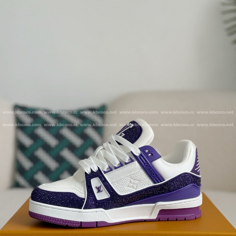 L0*is V*t0n TRAINER SNEAKERS