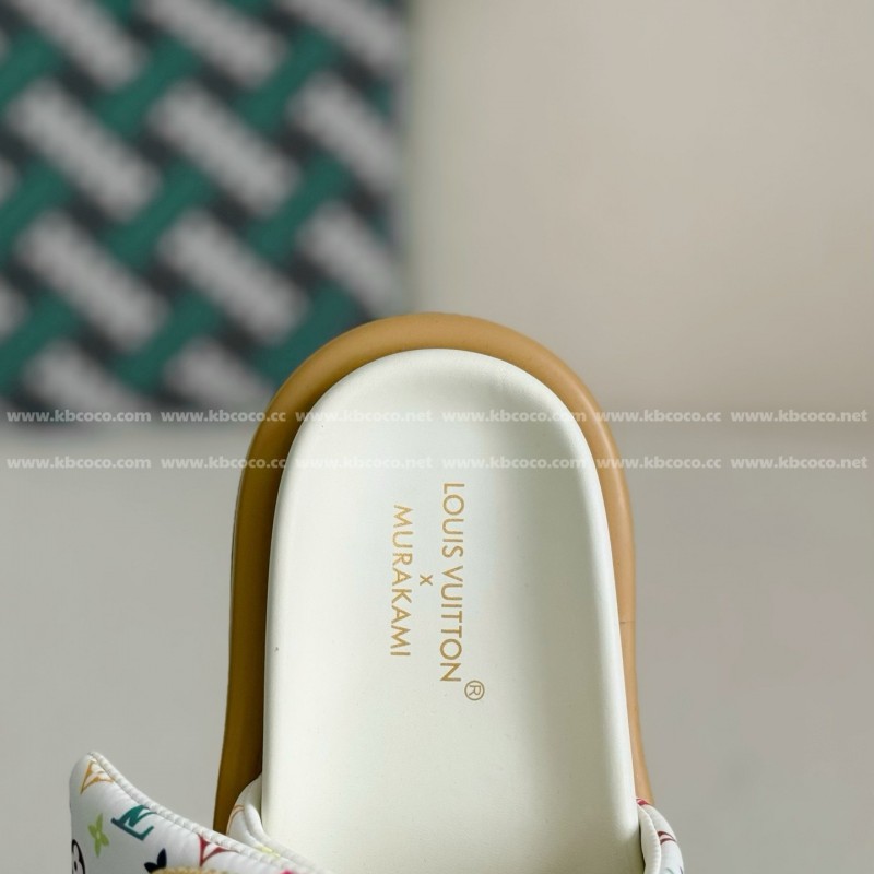 L0*is V*t0n x MURAKAMI Leather Flip Flops