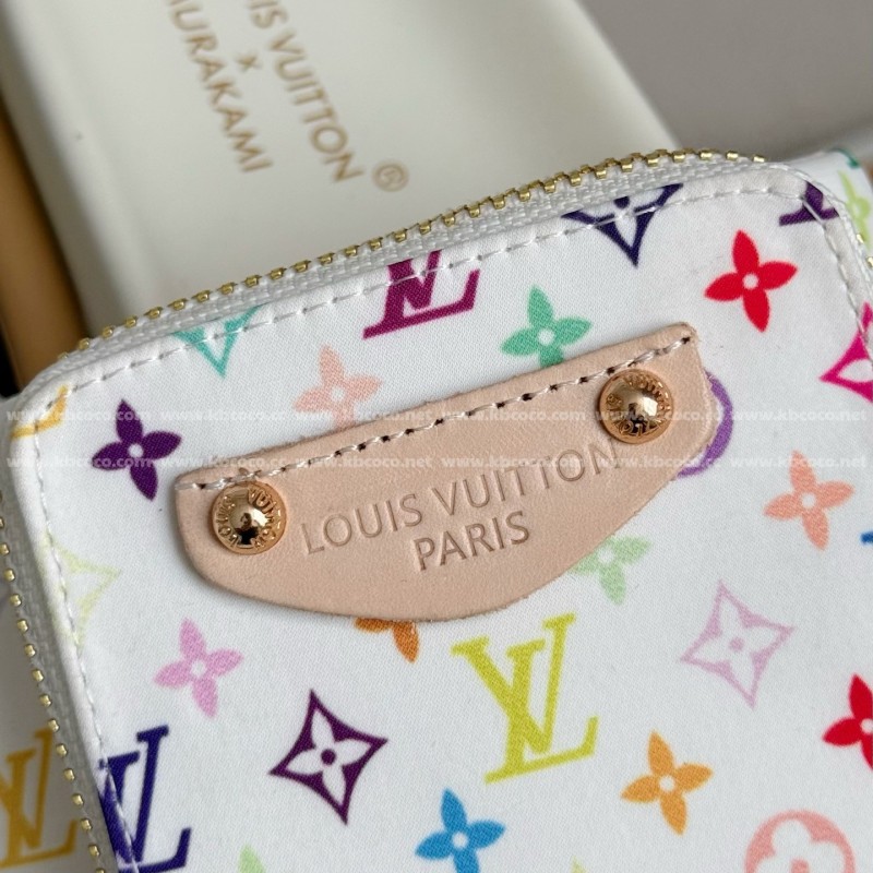 L0*is V*t0n x MURAKAMI Leather Flip Flops