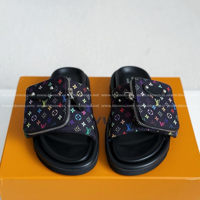 L0*is V*t0n x MURAKAMI Leather Flip Flops